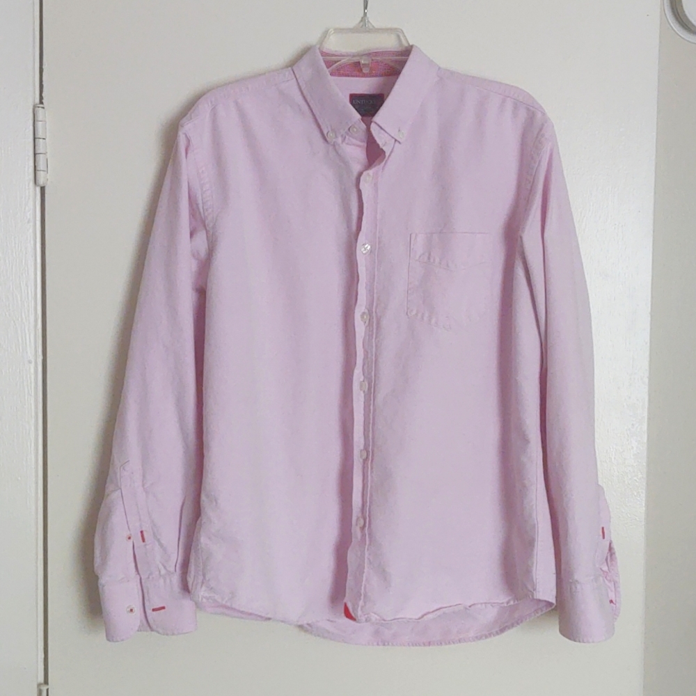 UNTUCKit Large men's shirt
